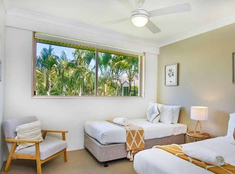 Maimi Renovated 2-Bedroom Apartment Gold Coast Australien